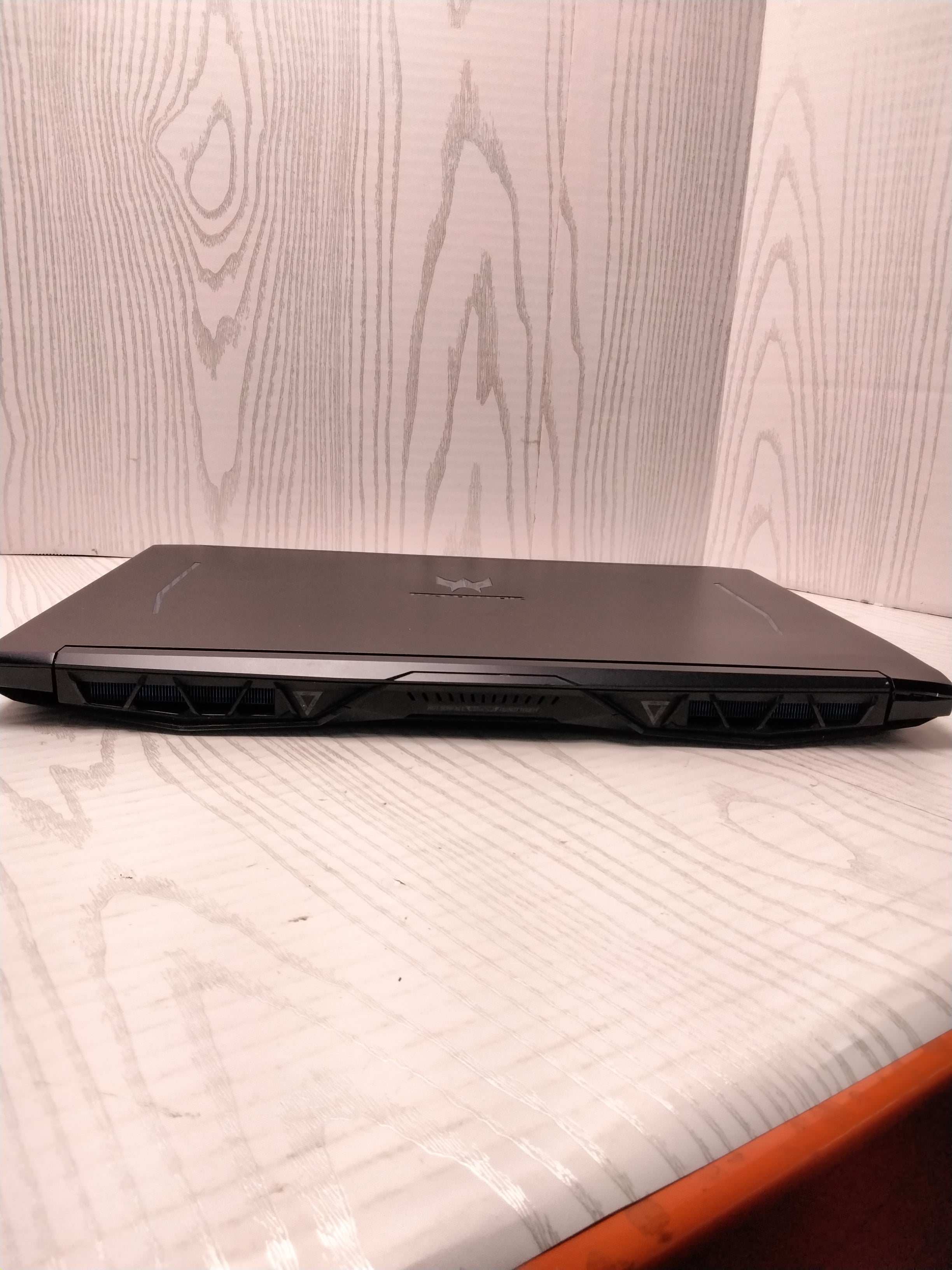 Acer Predator Helios 300 Gaming Laptop, 15.6", i7-9750H, 16GB DDR4, 256GB SSD (7861616804078)